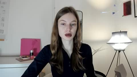 Snapshot of mistresselizy chatting on 11-05-25, 01:00 mistresselizy online show from 11-05-25, 01:00