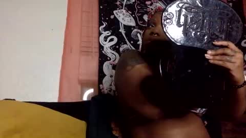Snapshot of mistressmystii chatting on 12-10-24, 04:13 Mistress Mystii online show from 12-10-24, 04:13