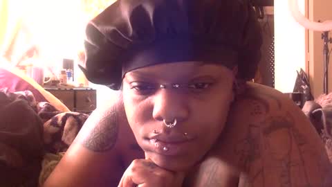 Snapshot of mistressmystii chatting on 02-25-25, 08:19 Mistress Mystii online show from 02-25-25, 08:19