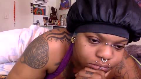 Snapshot of mistressmystii chatting on 02-26-25, 07:27 Mistress Mystii online show from 02-26-25, 07:27