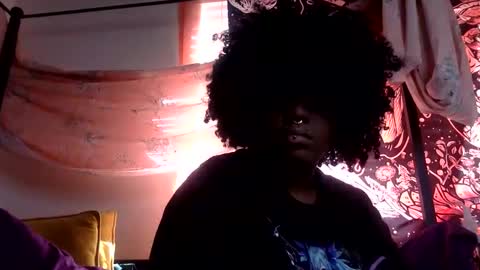 Snapshot of mistressmystii chatting on 03-11-25, 09:15 Mistress Mystii online show from 03-11-25, 09:15