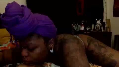 Snapshot of mistressmystii chatting on 10-07-25, 02:42 Mistress Mystii online show from 10-07-25, 02:42