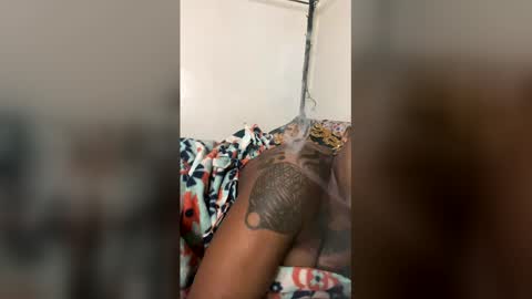 Snapshot of mistressmystii chatting on 02-12-26, 11:55 Mistress Mystii online show from 02-12-26, 11:55