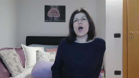 MISXY500310 online show from 02-01-25, 08:05