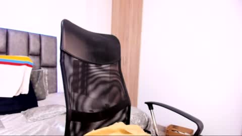 mitchbukanan online show from 06-04-26, 01:11