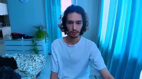 Snapshot of mitchelkurse chatting on 06-20-26, 02:42 MitchelKurse online show from 06-20-26, 02:42