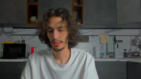 Snapshot of mitchelkurse chatting on 06-24-26, 06:07 MitchelKurse online show from 06-24-26, 06:07