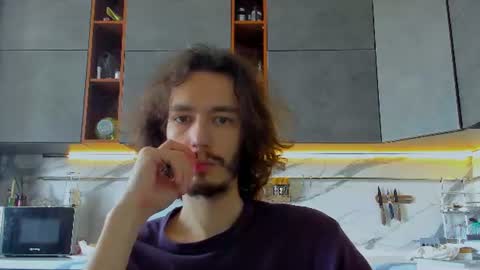 Snapshot of mitchelkurse chatting on 07-12-26, 01:02 MitchelKurse online show from 07-12-26, 01:02