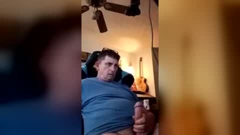 Snapshot of mitchnails69 chatting on 07-12-26, 04:53 BobbyMitchGa online show from 07-12-26, 04:53