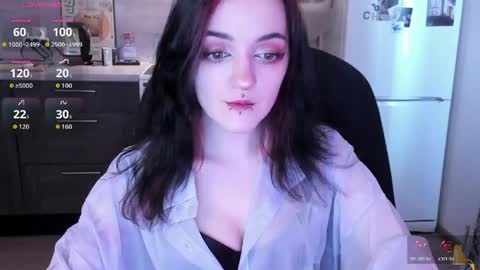 lina. online show from 05-08-26, 07:57
