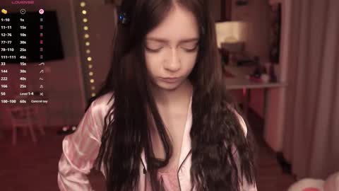 Yuka online show from 11-21-25, 07:01