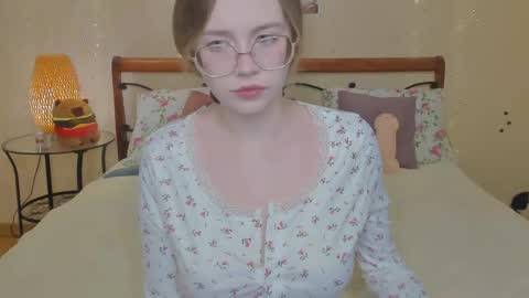 Miya online show from 03-06-26, 01:35