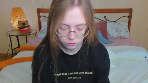 Miya online show from 05-25-26, 01:33
