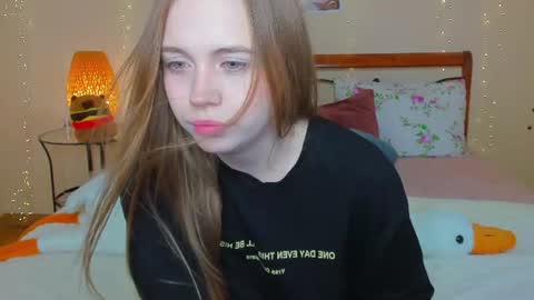 Snapshot of miya_soft chatting on 07-16-26, 01:00 Miya online show from 07-16-26, 01:00