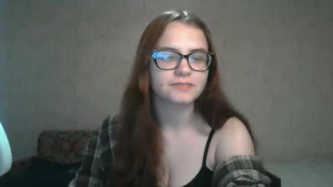 Snapshot of miyabe chatting on 12-15-24, 07:13 Milana online show from 12-15-24, 07:13
