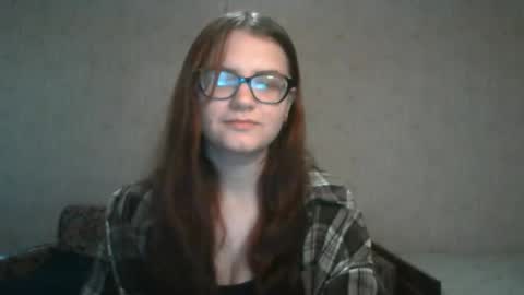 Snapshot of miyabe chatting on 12-17-24, 07:18 Milana online show from 12-17-24, 07:18