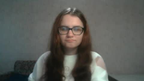 Snapshot of miyabe chatting on 12-21-24, 10:28 Milana online show from 12-21-24, 10:28