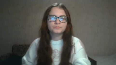 Snapshot of miyabe chatting on 12-23-24, 11:04 Milana online show from 12-23-24, 11:04