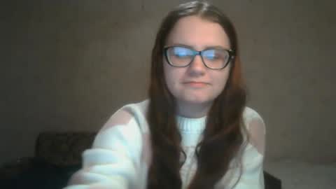 Snapshot of miyabe chatting on 12-25-24, 11:22 Milana online show from 12-25-24, 11:22