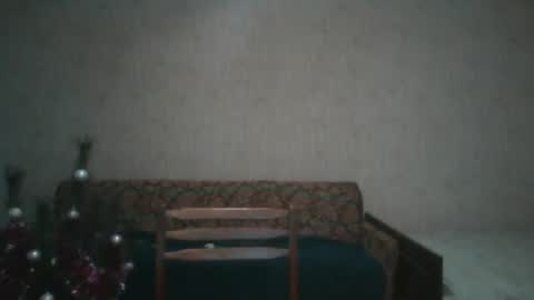Snapshot of miyabe chatting on 12-31-24, 10:37 Milana online show from 12-31-24, 10:37