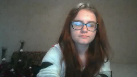 Snapshot of miyabe chatting on 01-07-25, 10:11 Milana online show from 01-07-25, 10:11