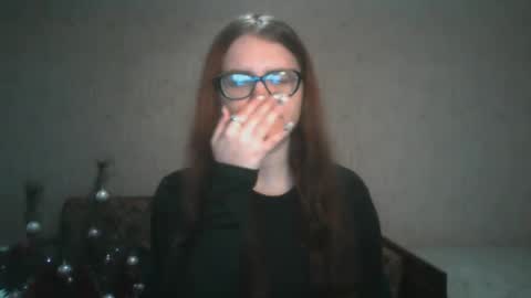 Snapshot of miyabe chatting on 01-19-25, 07:04 Milana online show from 01-19-25, 07:04