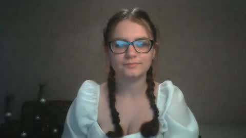 Snapshot of miyabe chatting on 02-04-25, 01:38 Milana online show from 02-04-25, 01:38