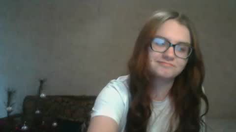 Snapshot of miyabe chatting on 02-11-25, 01:30 Milana online show from 02-11-25, 01:30