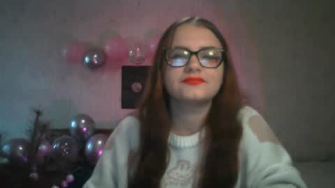 Snapshot of miyabe chatting on 02-14-25, 01:29 Milana online show from 02-14-25, 01:29