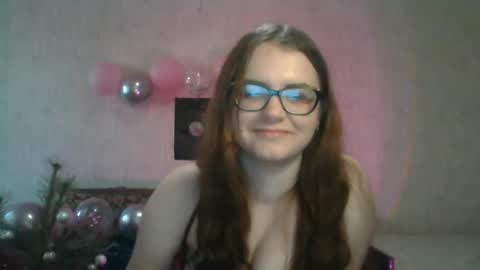 Snapshot of miyabe chatting on 02-15-25, 10:22 Milana online show from 02-15-25, 10:22