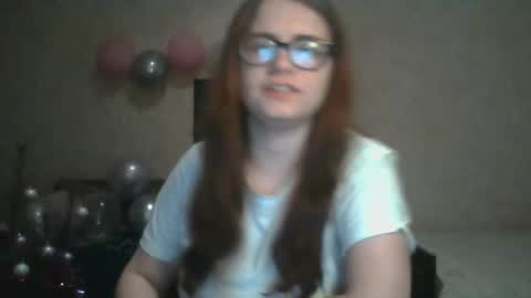Snapshot of miyabe chatting on 02-20-25, 04:14 Milana online show from 02-20-25, 04:14