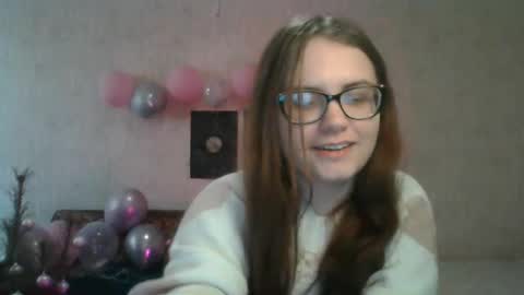 Snapshot of miyabe chatting on 02-22-25, 10:29 Milana online show from 02-22-25, 10:29