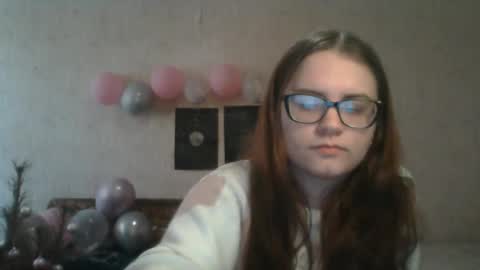 Snapshot of miyabe chatting on 02-23-25, 10:17 Milana online show from 02-23-25, 10:17