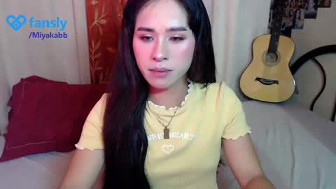 Snapshot of miyakabebe chatting on 05-20-26, 05:41 Miyakabebe online show from 05-20-26, 05:41