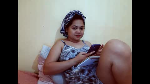 Snapshot of mizindependent chatting on 03-11-25, 05:49 Cutiepie online show from 03-11-25, 05:49