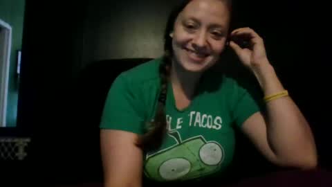 Snapshot of miztrezk chatting on 09-23-25, 02:31 miztrezk online show from 09-23-25, 02:31