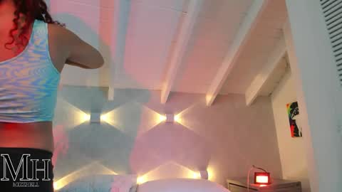 mizzhell_ online show from 11-13-25, 12:26