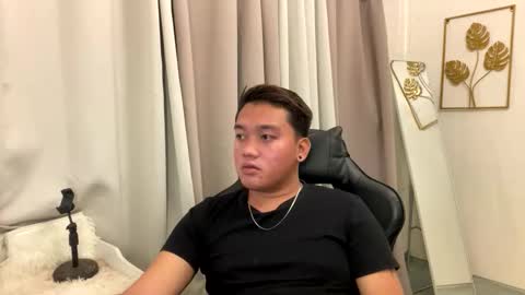 Snapshot of mj_xx7828 chatting on 02-05-26, 04:11 Michole Jay online show from 02-05-26, 04:11