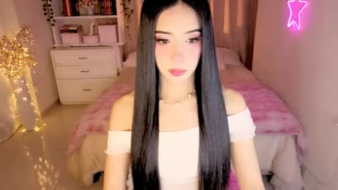 Alice online show from 04-17-26, 01:19