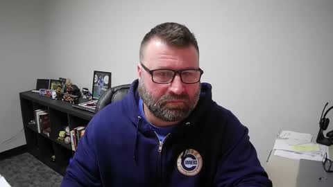 Snapshot of mlangworthy chatting on 03-17-26, 03:59 MLangworthy online show from 03-17-26, 03:59