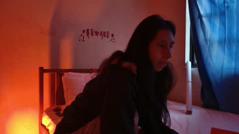 MoonLipson online show from 12-01-25, 12:21