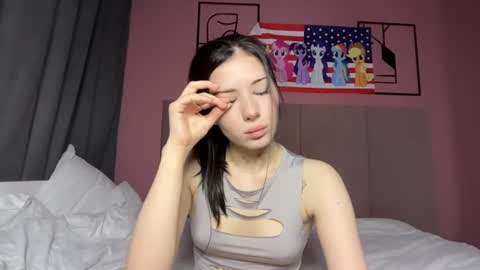Snapshot of mmkakpoxyi22 chatting on 07-28-26, 01:43 alice and ray online show from 07-28-26, 01:43