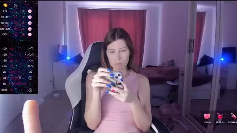 Lili online show from 02-24-25, 07:44