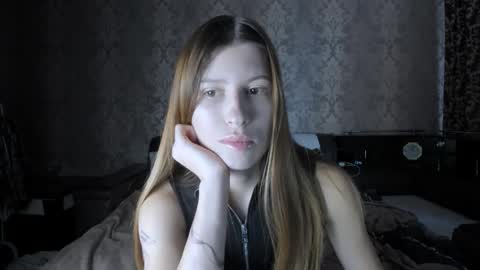 Lili online show from 09-26-25, 09:57