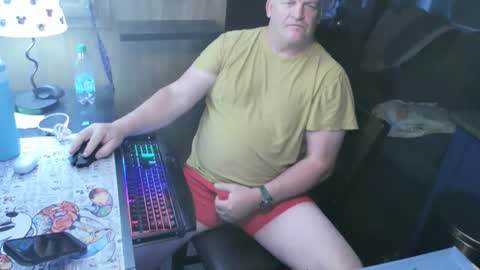 Snapshot of mmmthatsfunnn chatting on 05-26-26, 12:50 mmmthatsfunnn online show from 05-26-26, 12:50