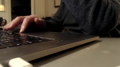 Snapshot of mmythmaker chatting on 03-14-26, 10:42 mmythmaker online show from 03-14-26, 10:42