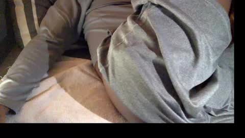 Snapshot of mo_cali chatting on 12-30-24, 03:46 Mo Cali online show from 12-30-24, 03:46