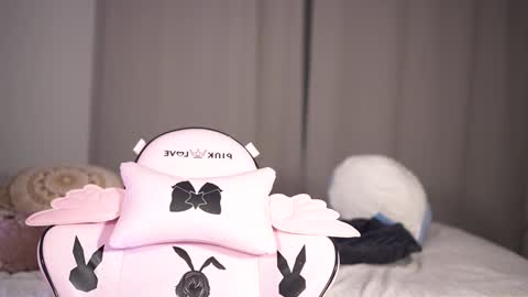 Snapshot of moan_4_you chatting on 01-31-25, 03:20 Ruxxx online show from 01-31-25, 03:20