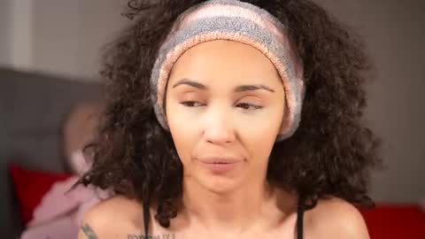 Snapshot of moan_4_you chatting on 02-10-25, 12:41 Ruxxx online show from 02-10-25, 12:41