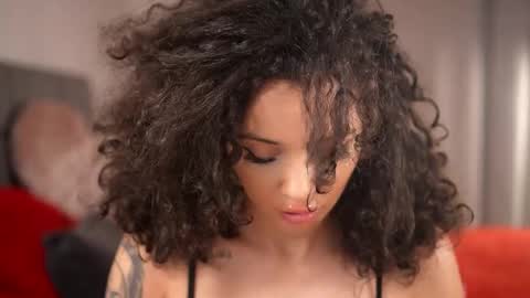 Snapshot of moan_4_you chatting on 02-10-25, 03:46 Ruxxx online show from 02-10-25, 03:46